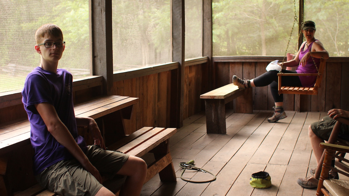 The screened porch at Charit Creek Lodge