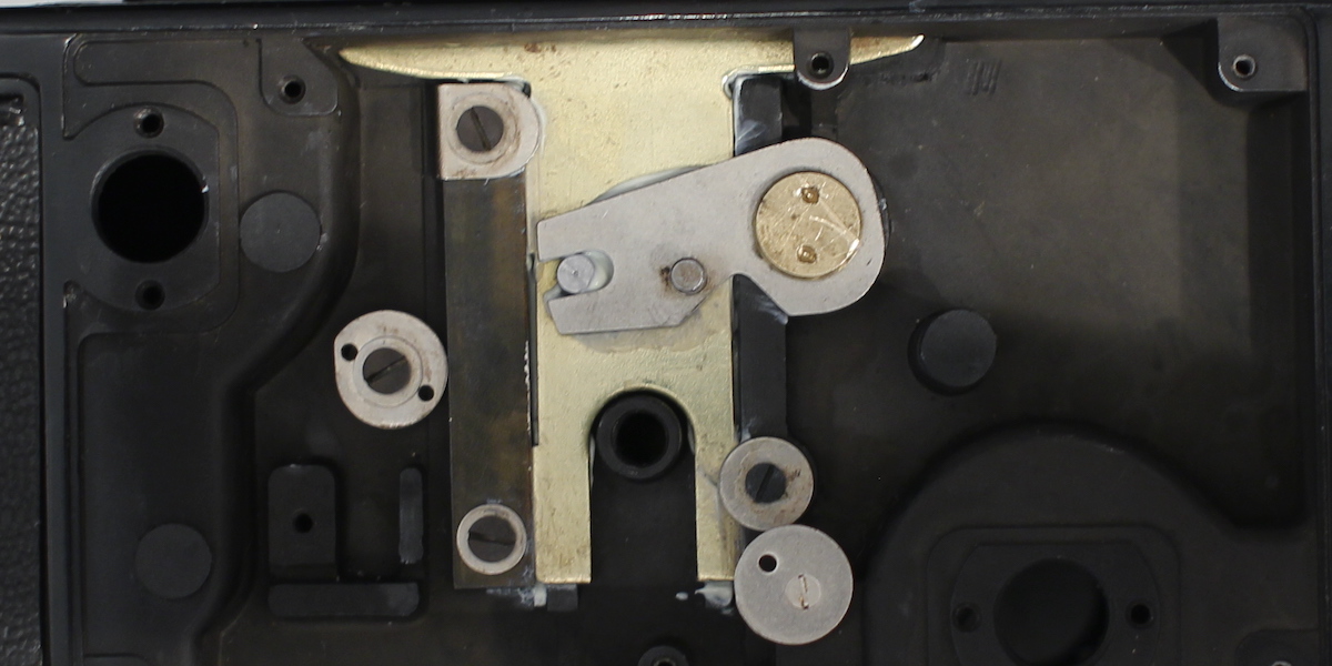 Internals of the focus knob side of the camera