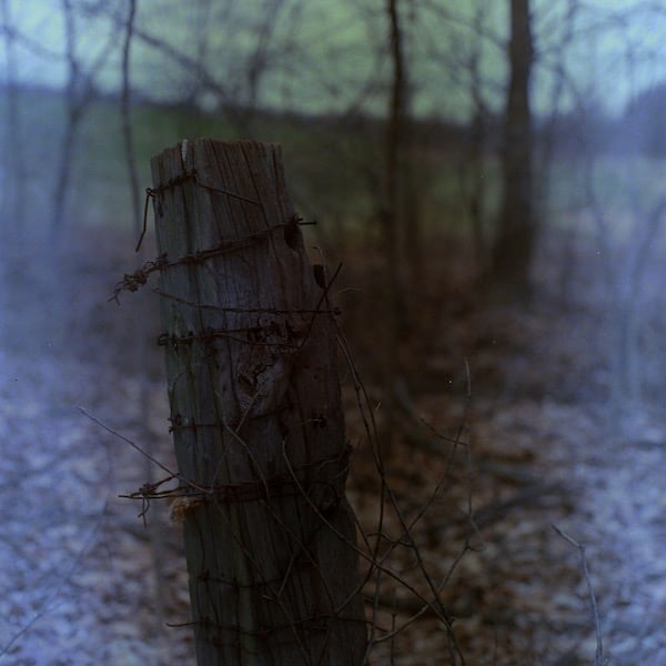 Hasselblad 503cx, Carl Zeiss Planar 2.8/80 T*, f/4, 1/30, (+3 EV from meter), Kodak Vericolor 400, Cs41